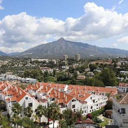 High-end 2 Bedroom Sea View In Puerto Banus