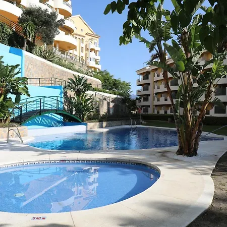 High-end 2 Bedroom Sea View In Puerto Banus * Μαρμπέλλα