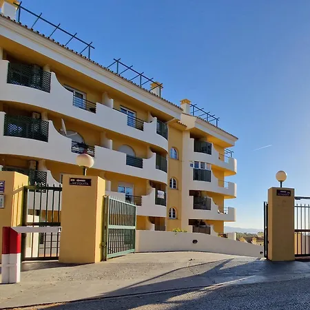 High-end 2 Bedroom Sea View In Puerto Banus *