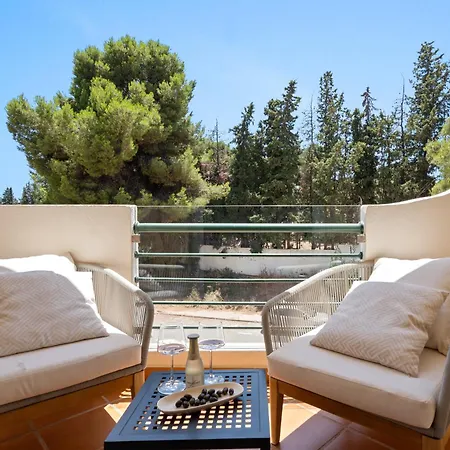 High-end 2 Bedroom Sea View In Puerto Banus *