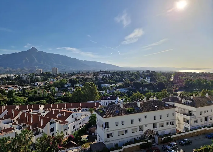 High-end 2 Bedroom Sea View In Puerto Banus Marbella